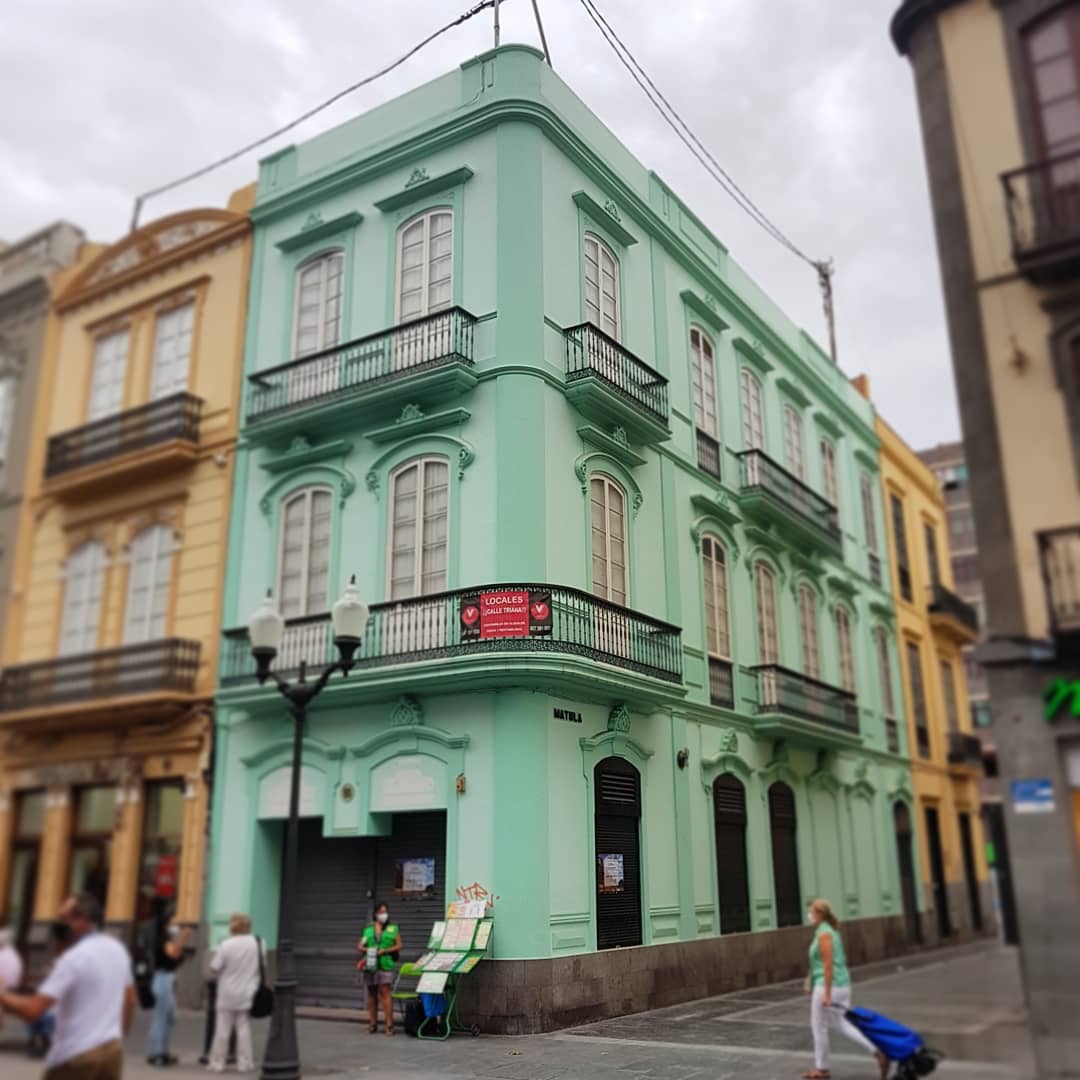 Triana, 94
